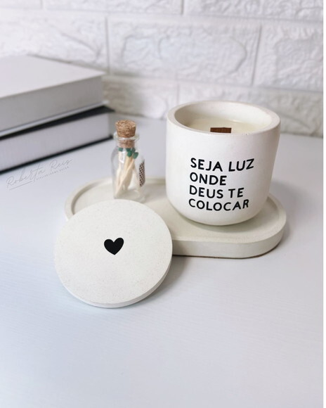 Kit Vela Aromática com Bandeja Frase Seja Luz