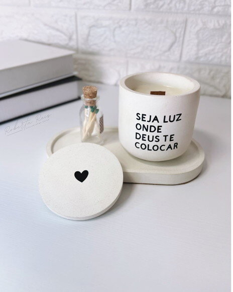 Kit Vela Aromática com Bandeja Frase Seja Luz