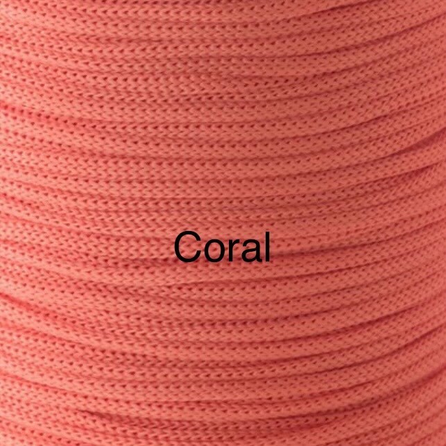 Puff Grace maleável croche -cor coral - corda náutica- 40x30cm