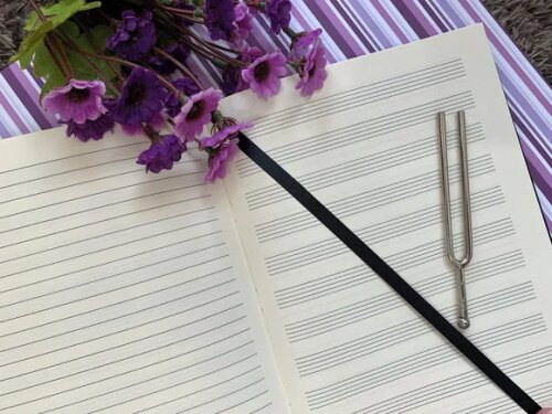 Caderno A5 (médio) de Música 100 Folhas de 90g