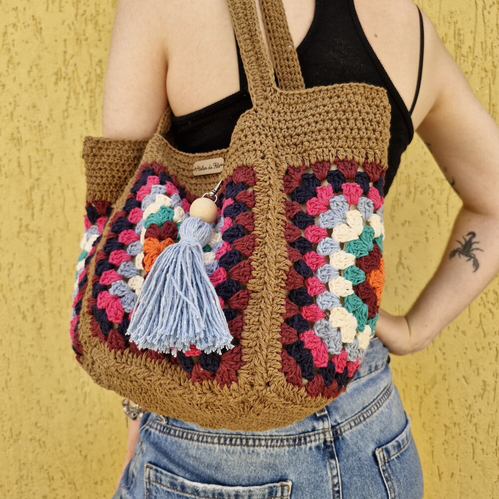 Bolsa de crochê - quadrada