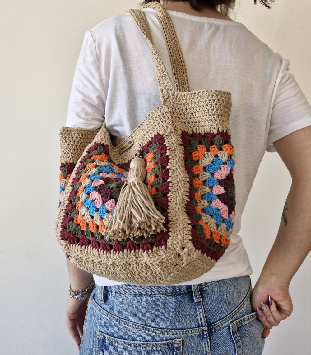 Bolsa de crochê - quadrada