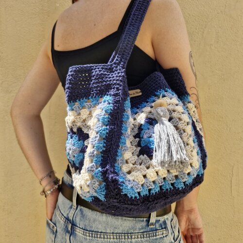 Bolsa de crochê - quadrada