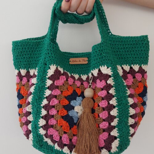 Bolsa de crochê - quadrada - verde