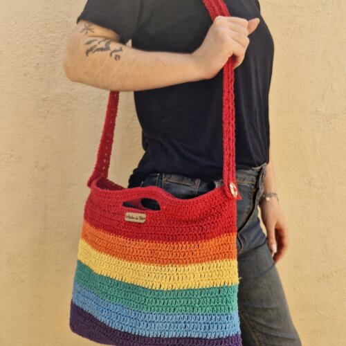 Bolsa de crochê - arco iris