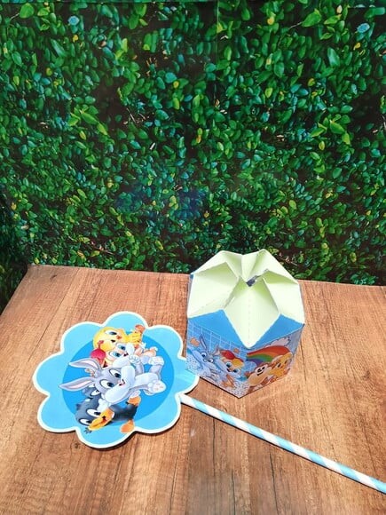 Arquivo Digital Centro de Mesa Baby Looney Tunes s/ Nome