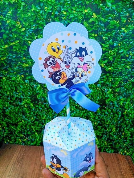 Arquivo Digital Centro de Mesa Baby Looney Tunes s/ Nome