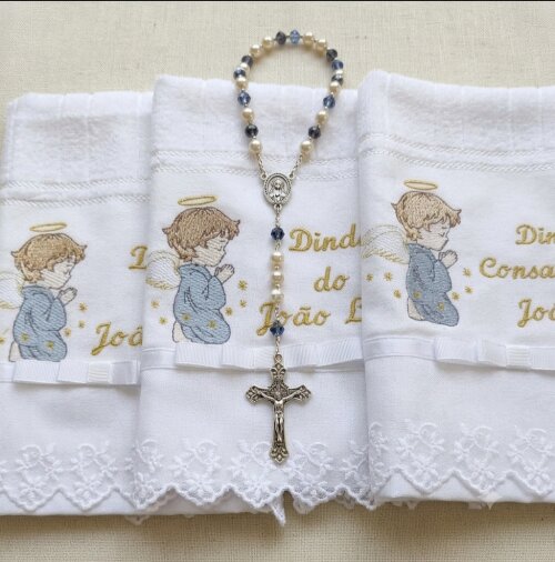 Toalha de Batismo Personalizada com Bordado de Anjinho (Cada)