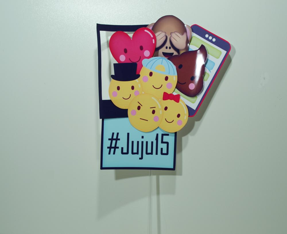 Arquivo de corte topo de bolo Emoji