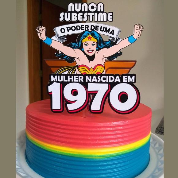 Arquivo de corte topo de bolo Mulher Maravilha