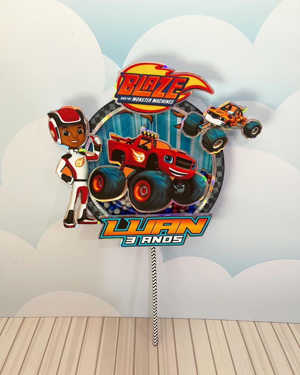 Arquivo de corte Topo de Bolo Blaze