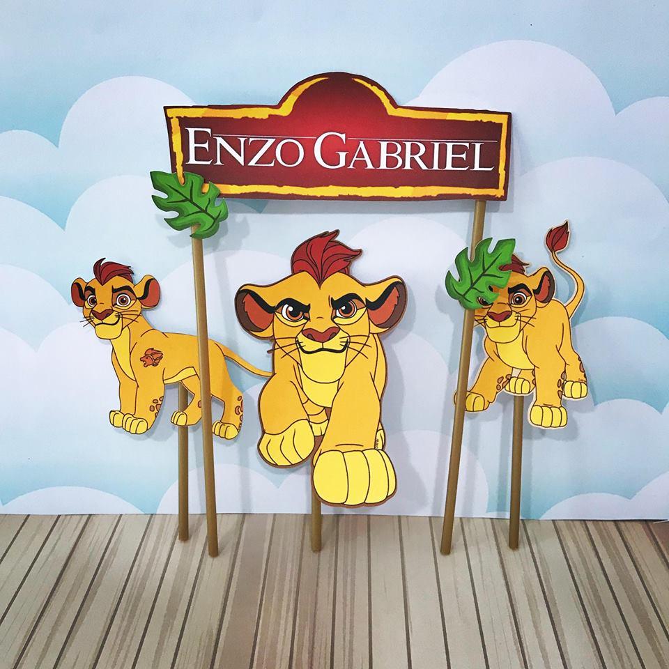 Topo de bolo A guarda do leão