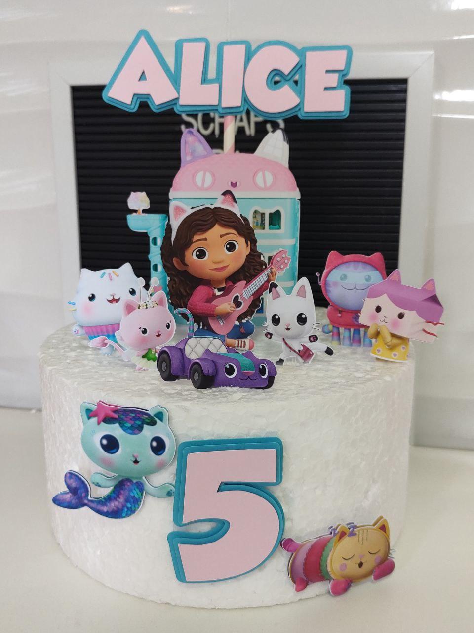 Topo de bolo A casa magica da gaby