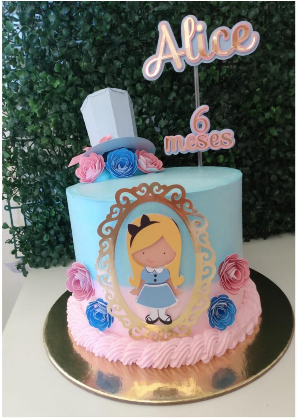Topo de bolo Alice no País das Maravilhas