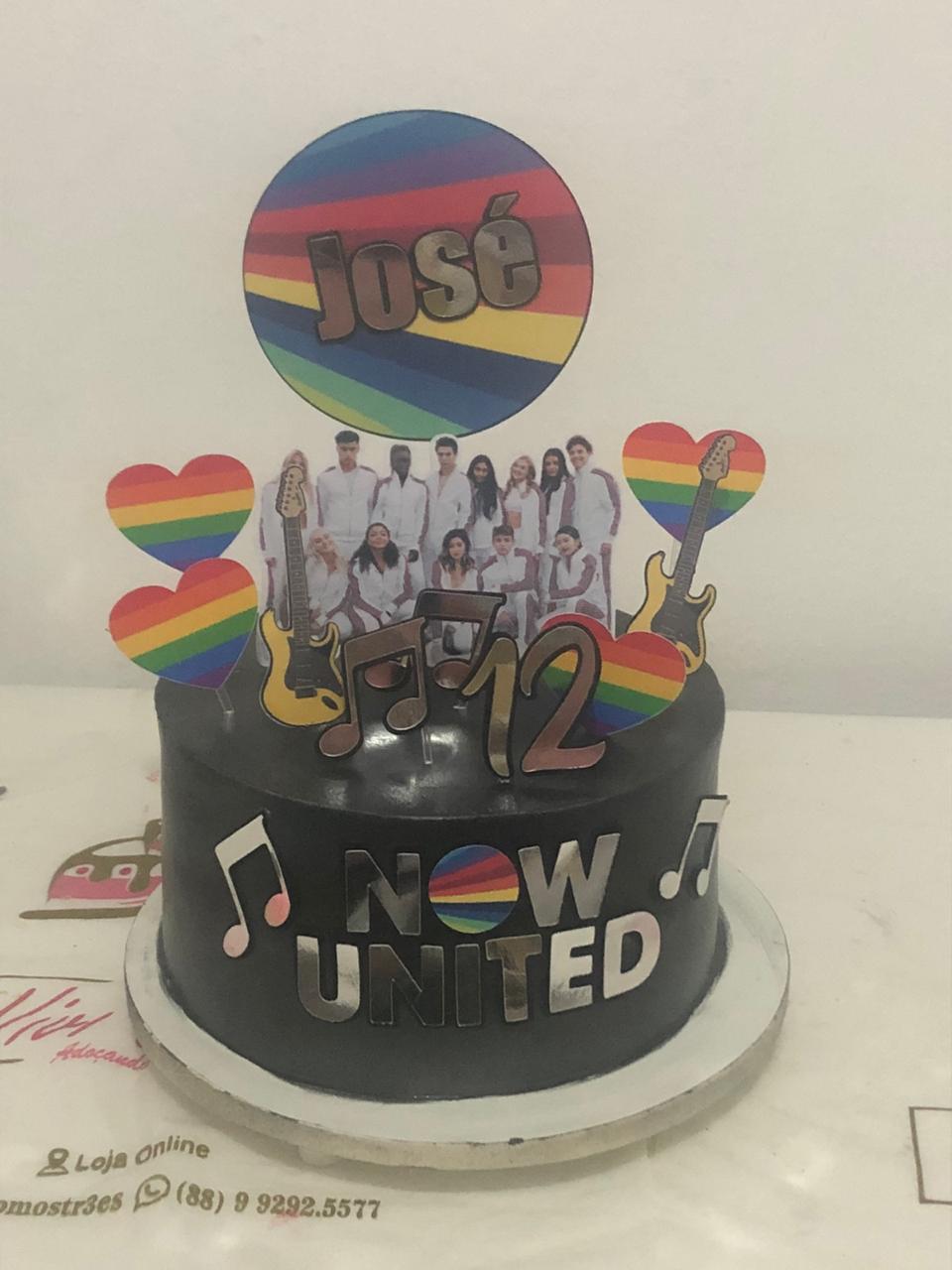 Topo de Bolo Now United