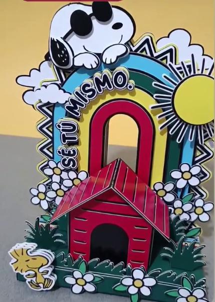 Arquivo de corte Topo de bolo Snoopy