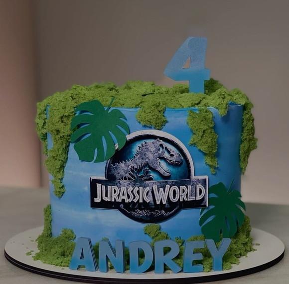 Topo de Bolo Jurassic Park