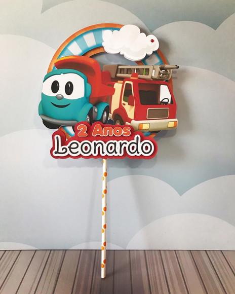 Topo de Bolo Léo Caminhao