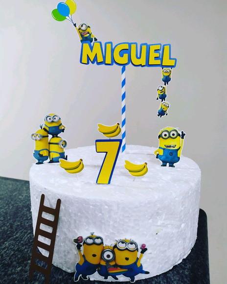 Topo de Bolo Minions