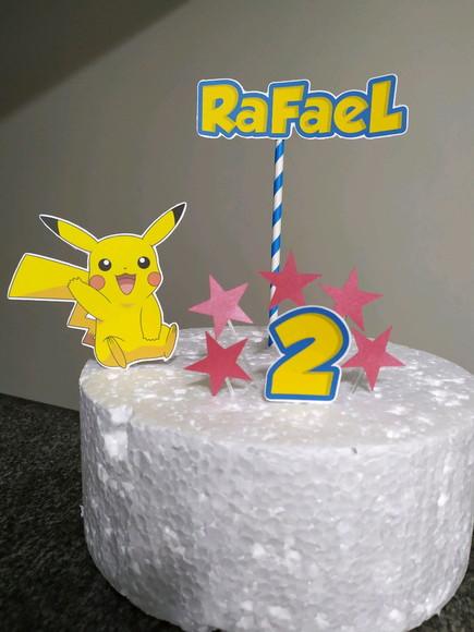 Topo de Bolo Picachu