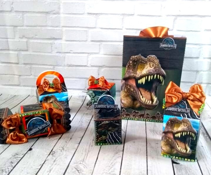 Arquivo de corte Festa Pronta Dinossauro