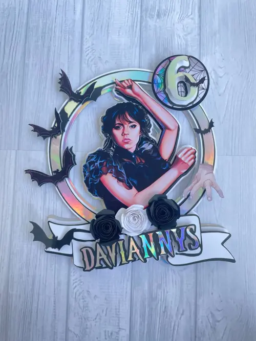 Topo de bolo Wandinha