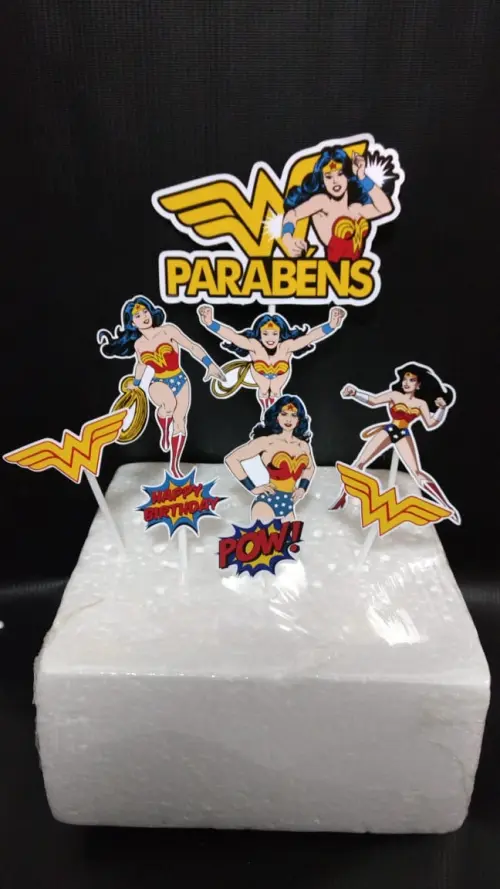 Topo de Bolo Mulher Maravilha