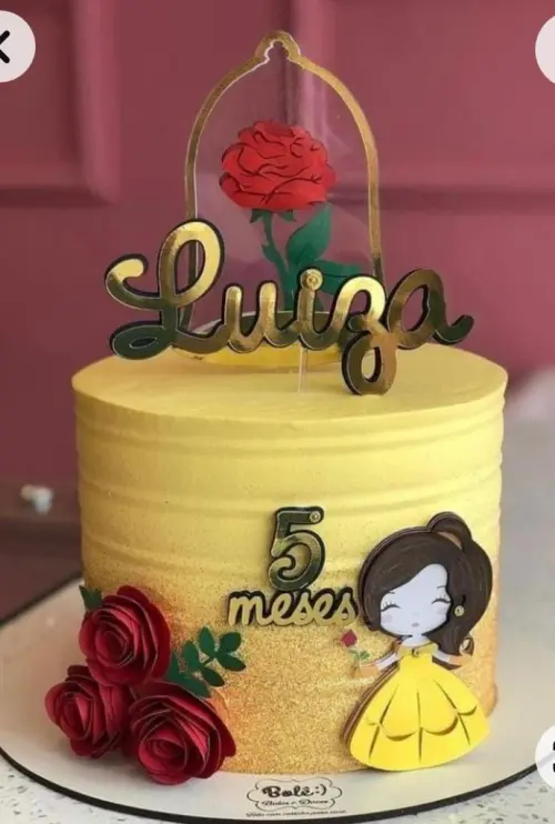 Topo de bolo A bela e a fera