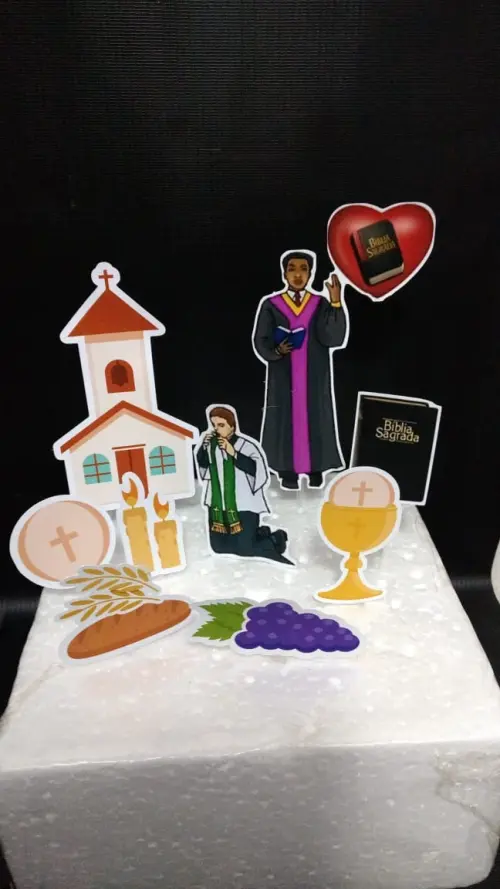 Arquivo de corte Topo de bolo Padre