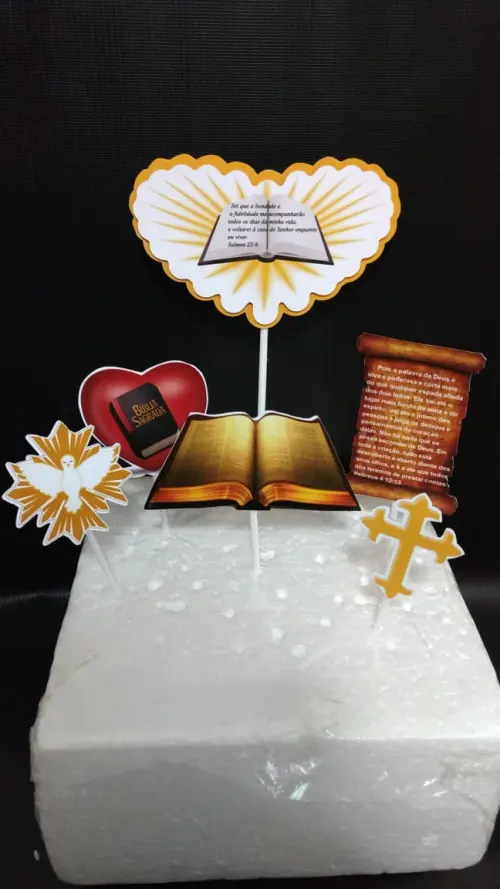 Arquivo de corte Topo de bolo Biblia