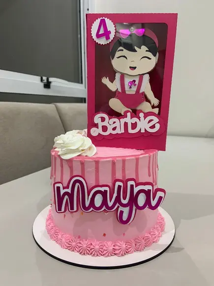 Topo de Bolo Caixa de Boneca Barbie