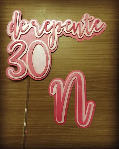 Topo de Bolo De repente 30