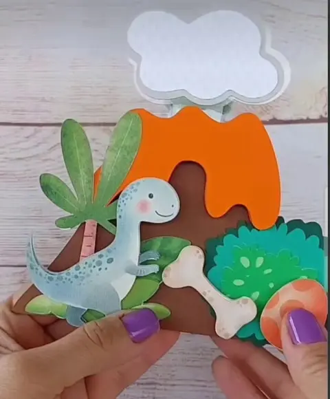 Topo de Bolo Dinossauro