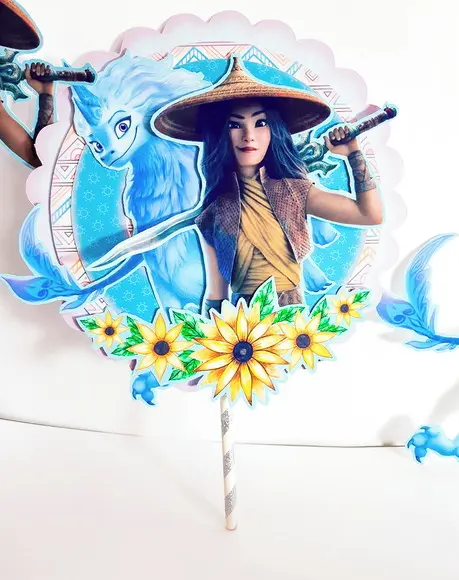 Topo de Bolo Princesa Raya