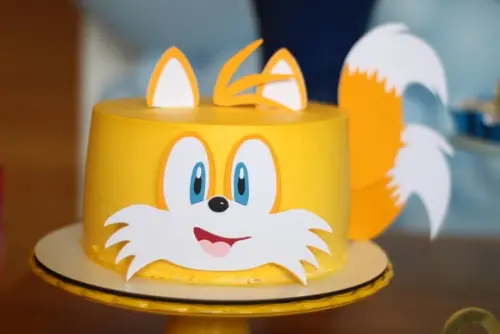 Topo de Bolo Tails