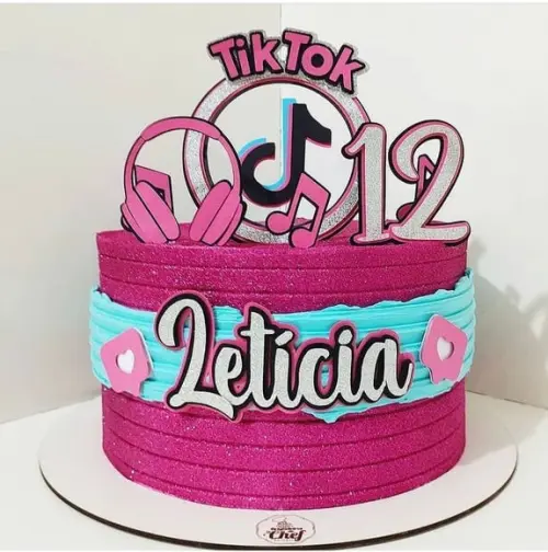 Topo de Bolo Tik Tok