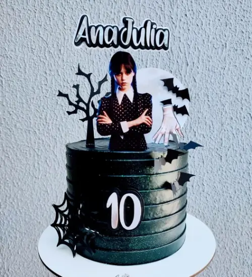 Topo de Bolo Wandinha