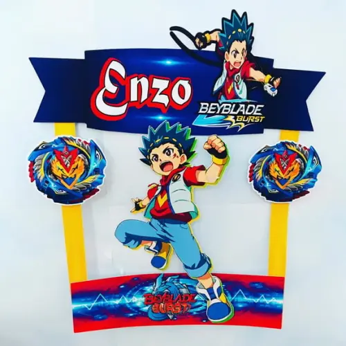 Topo de Bolo Beyblade