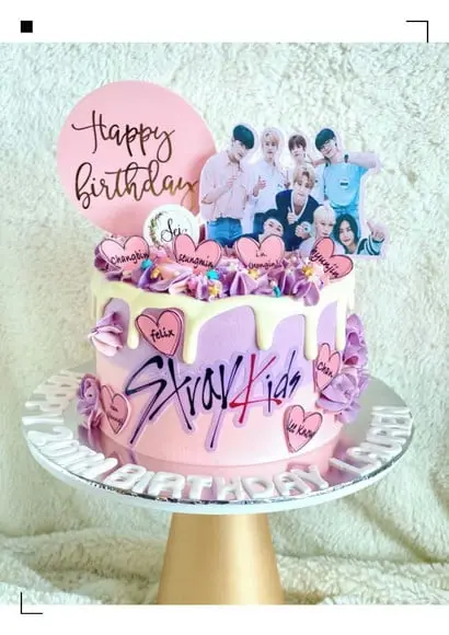 Topo de Bolo Stray Kids