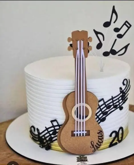 Topo de Bolo Violão