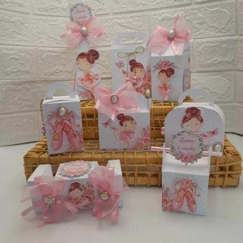 Kit de Personalizados Pegue e Monte Tres Porquinhos - Cópia