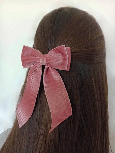 Laço de Veludo com Pontas - Acessório de Cabelo