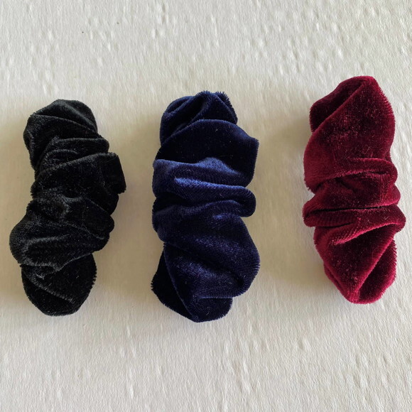 Presilha Scrunchie de Veludo - Acessório de Cabelo
