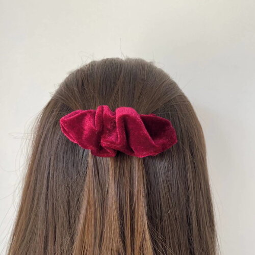 Presilha Scrunchie de Veludo - Acessório de Cabelo