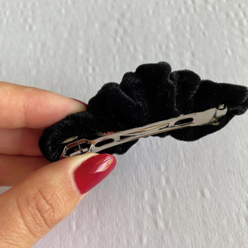 Presilha Scrunchie de Veludo - Acessório de Cabelo