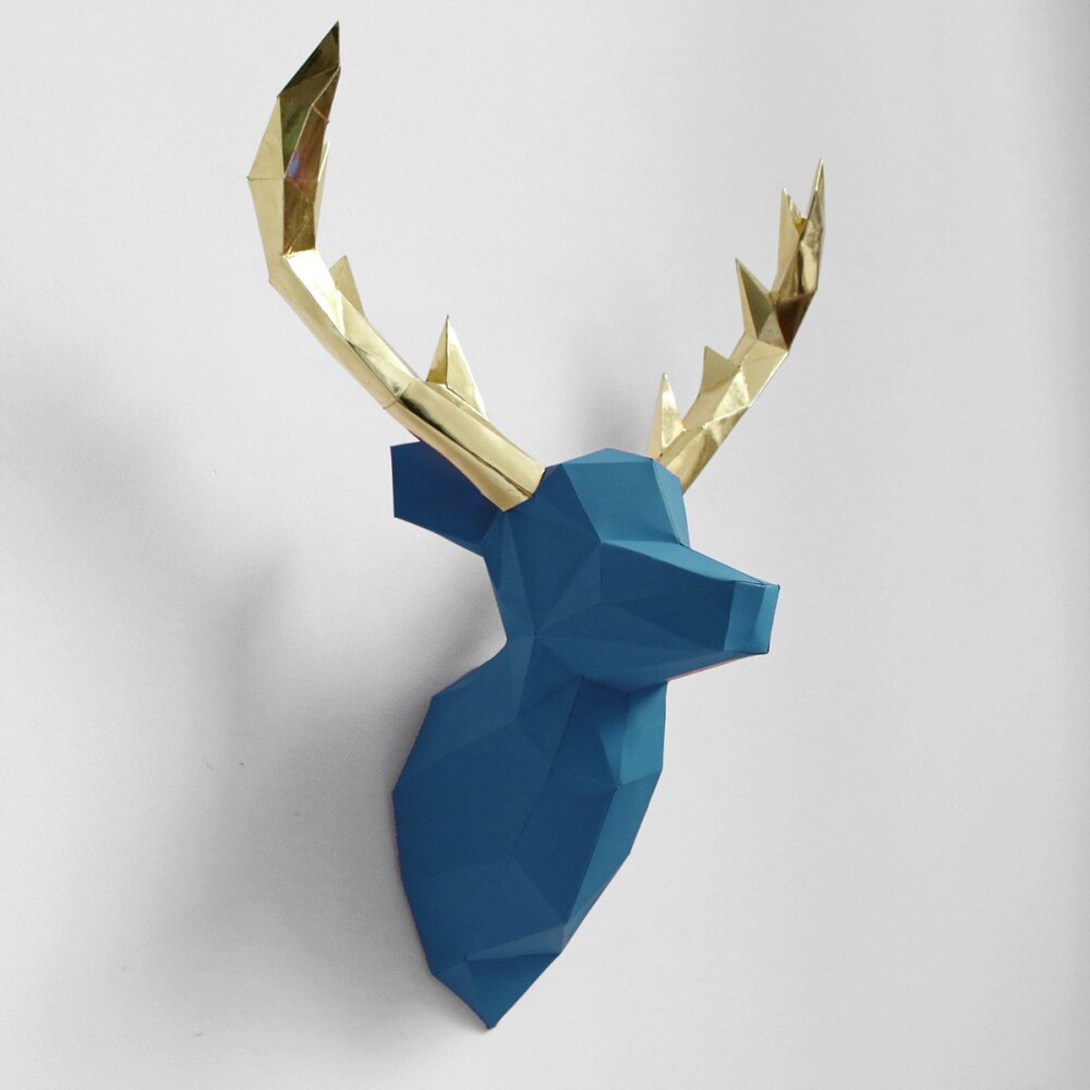 Alce azul com chifre dourado – Escultura 3D de Papel para De