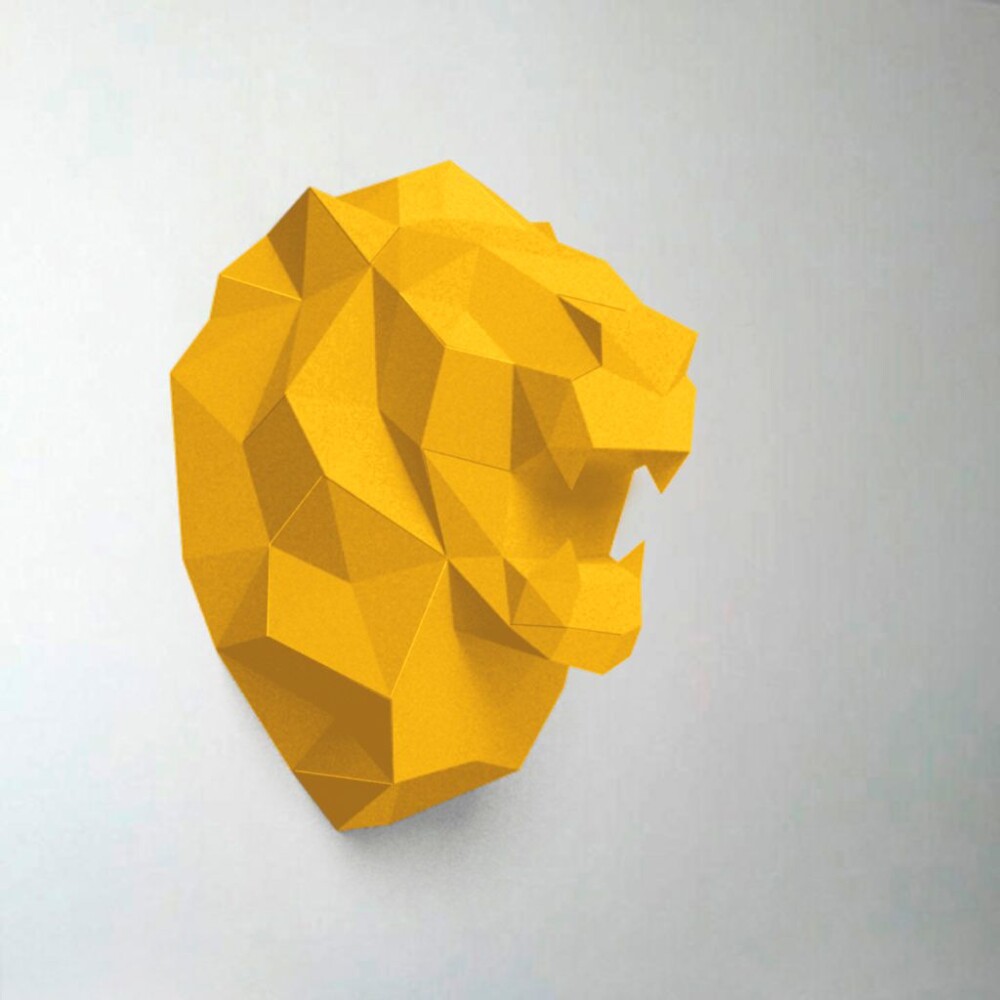 Leão amarelo – Escultura 3D de Papel para Decoração