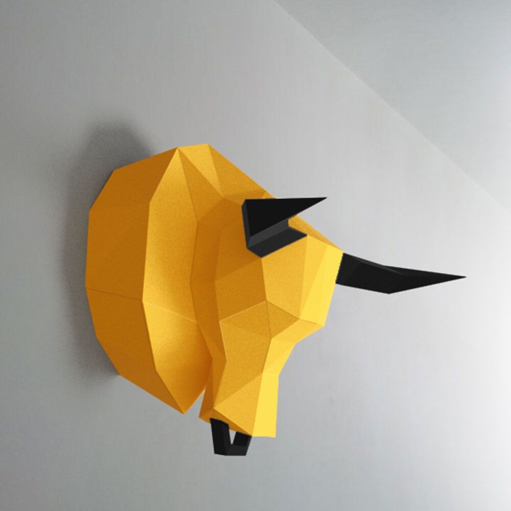 Touro amarelo com chifre preto – Escultura 3D de Papel para Dec