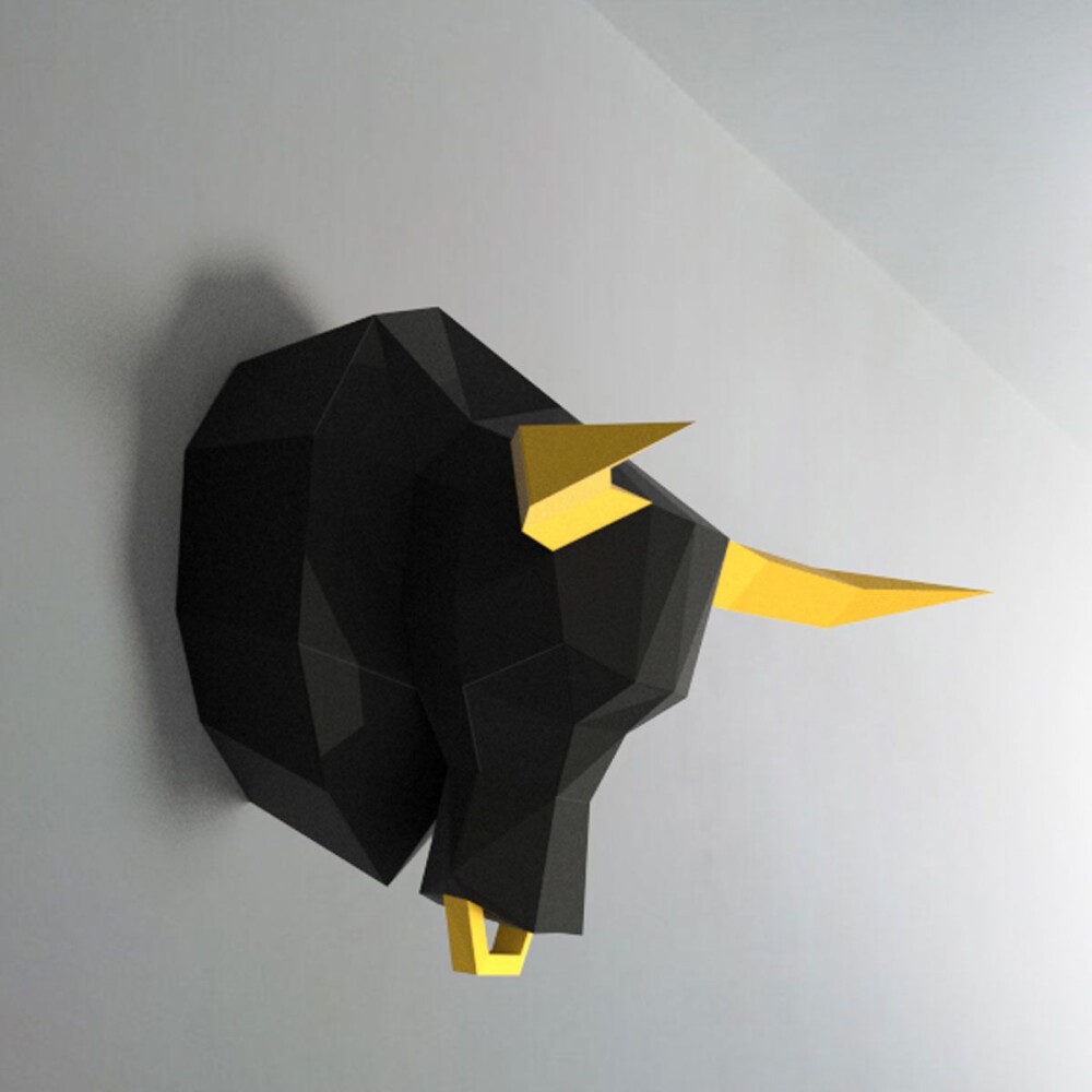 Touro preto com chifre amarelo – Escultura 3D de Papel para Dec