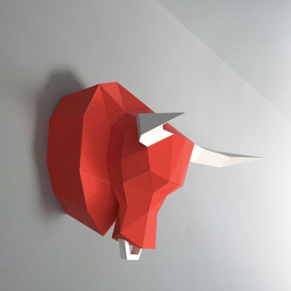 Touro vermelho com chifre branco – Escultura 3D de Papel para D